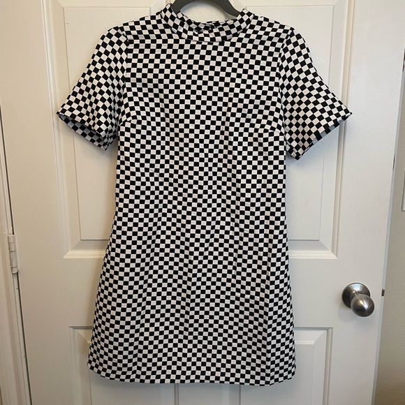 Zara dress - Picture 1 of 4